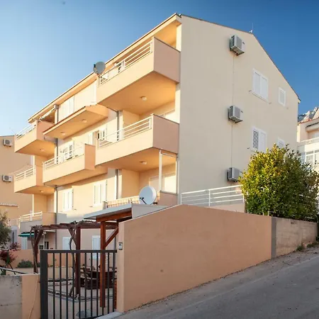 Studio Apartment Tia Makarska Exterior photo